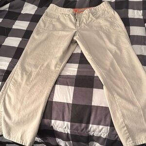 Vintage Women’s tan capris